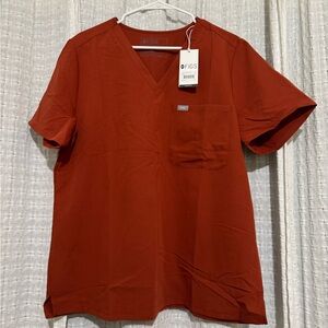 Figs color dirty chai Short Sleeve Scrub top/ jogger set new with tags